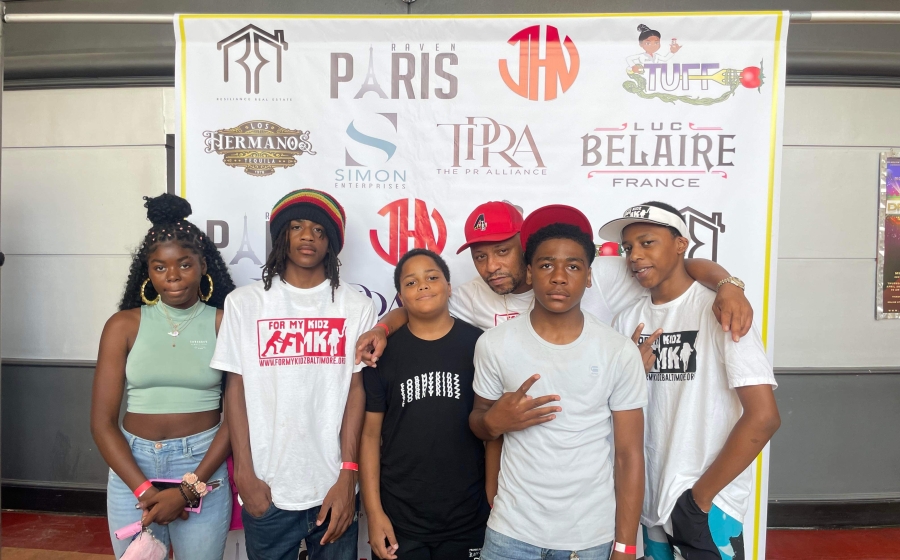 Jerel Wilson with five For My Kidz participants Jerel Wilson with five For My Kidz participants